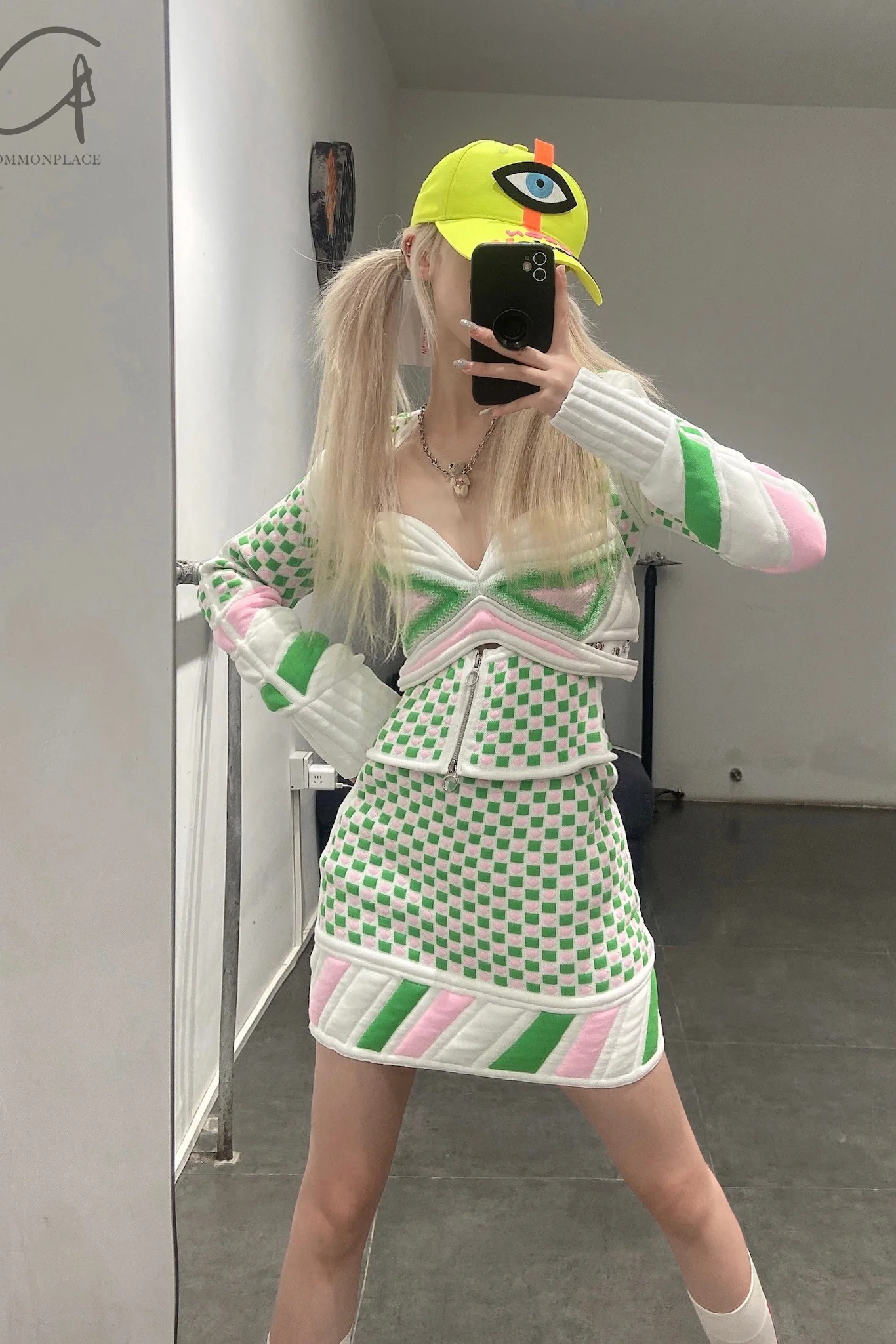 Thumb 5