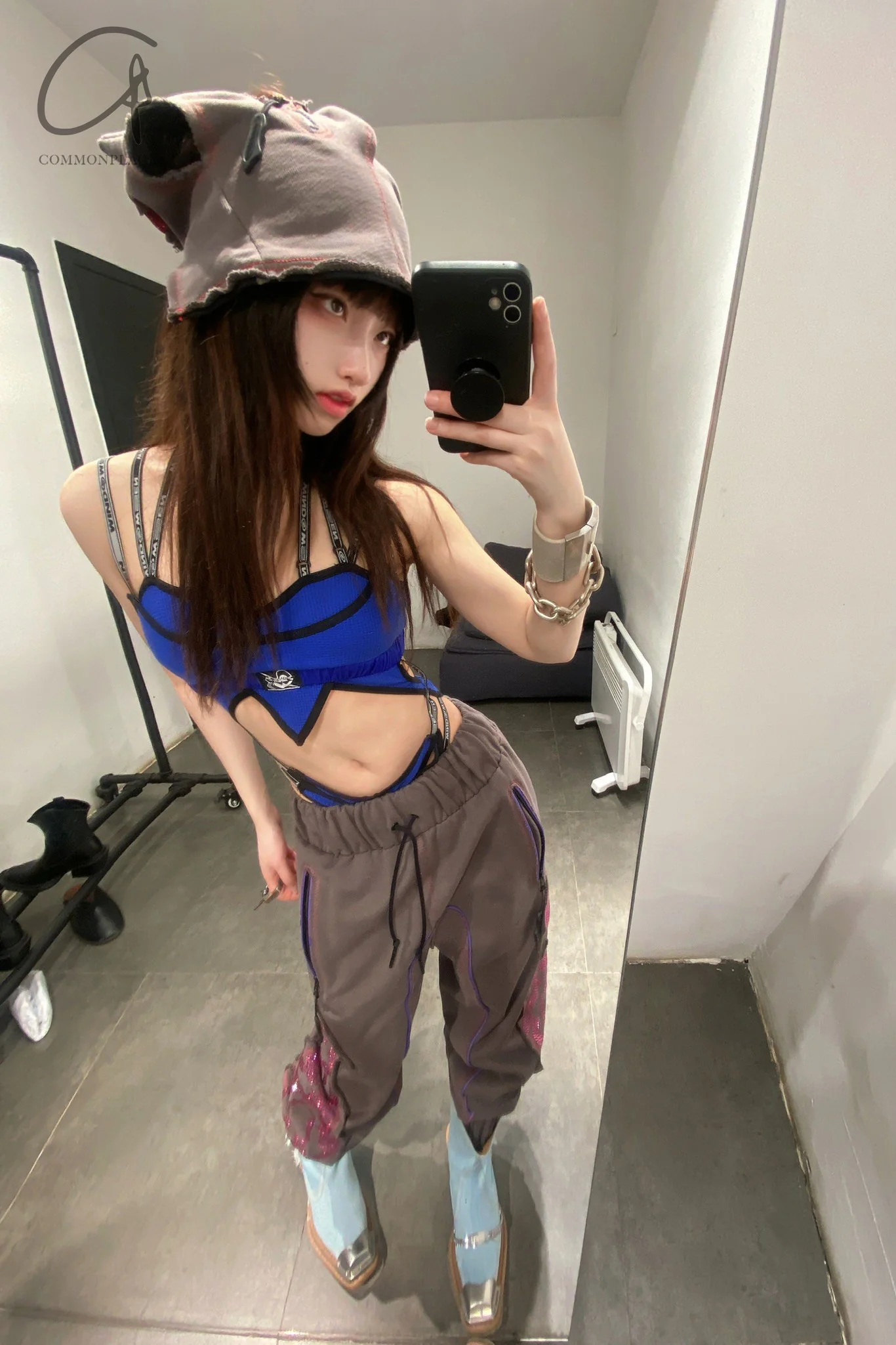 Thumb 5